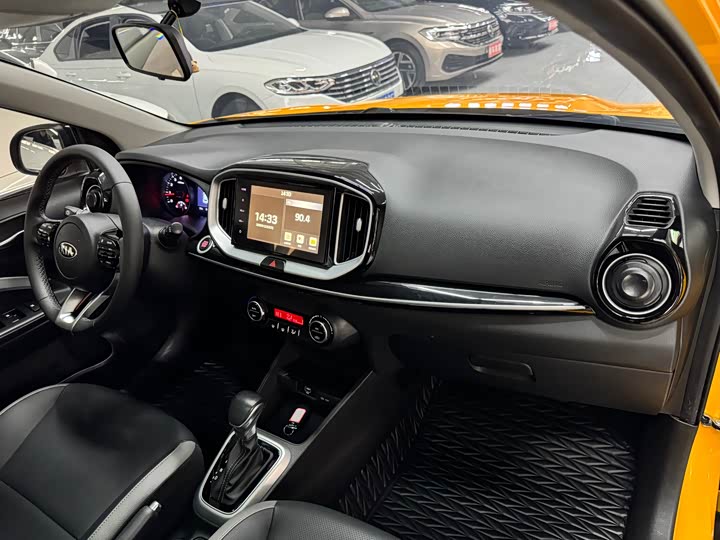 Фото 17 - Kia KX1