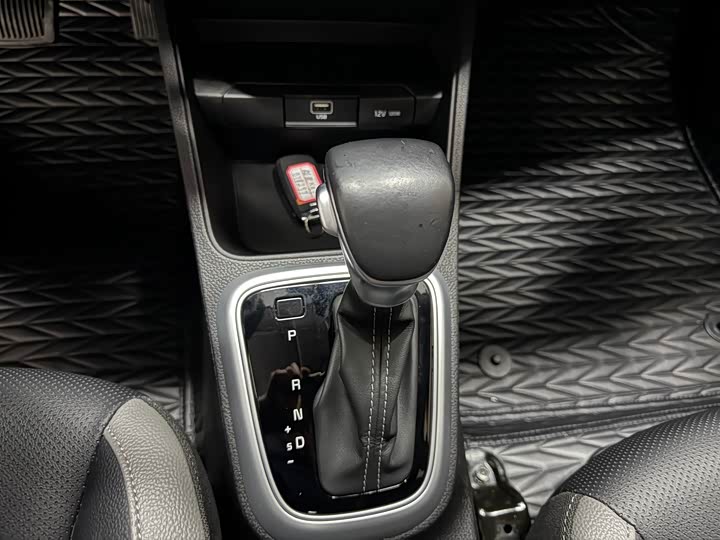 Фото 8 - Kia KX1