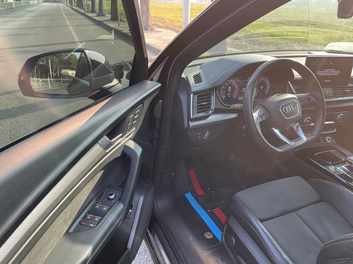 Фото 14 - BMW 5 Series