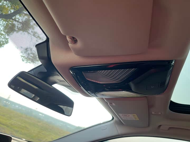 Фото 17 - BMW 5 Series