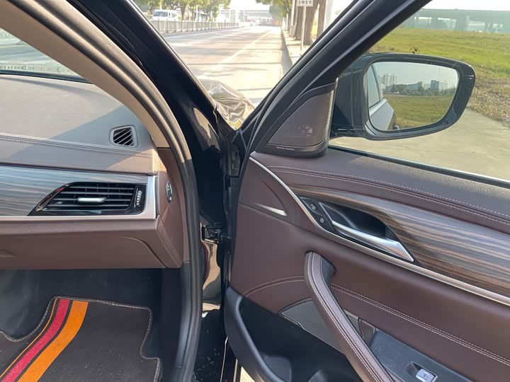 Фото 30 - BMW 5 Series