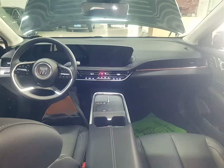 Фото 10 - Buick LaCrosse