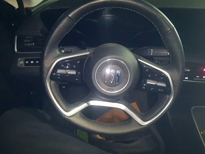 Фото 11 - Buick LaCrosse