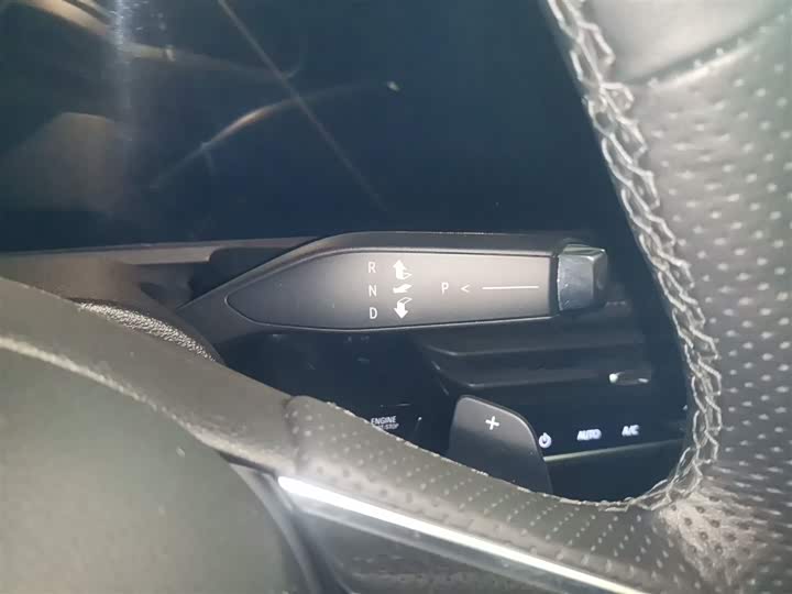 Фото 14 - Buick LaCrosse