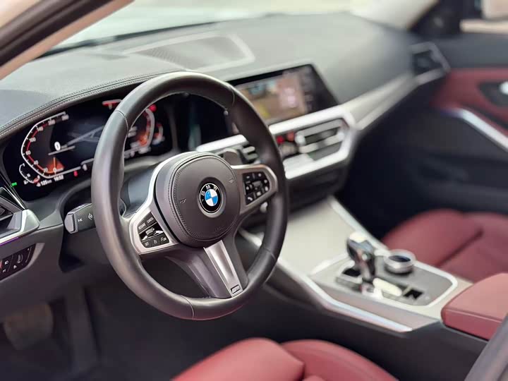 Фото 9 - BMW 3 Series