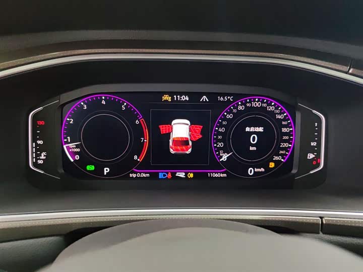 Фото 12 - Volkswagen T-Roc