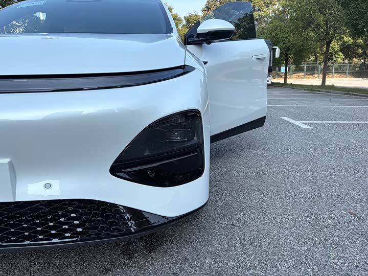 Фото 14 - XPeng G6