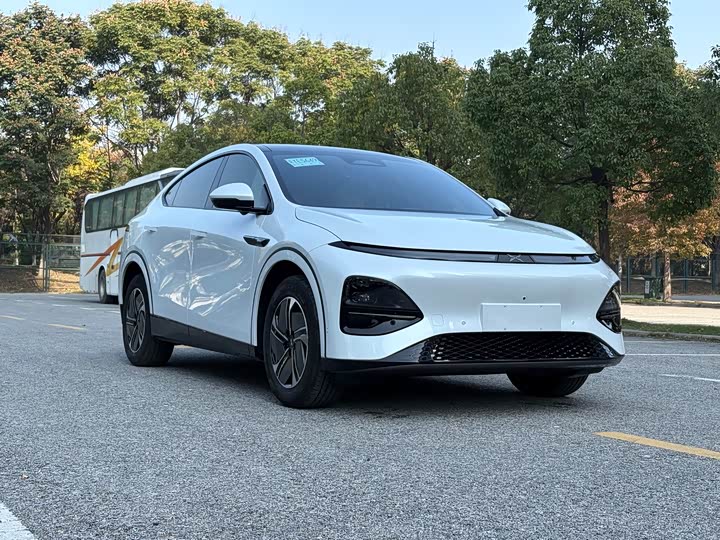 Фото 3 - XPeng G6