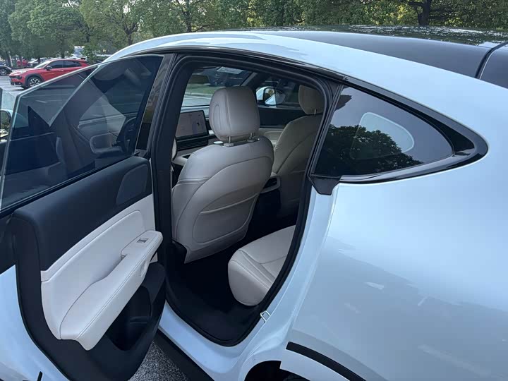 Фото 9 - XPeng G6