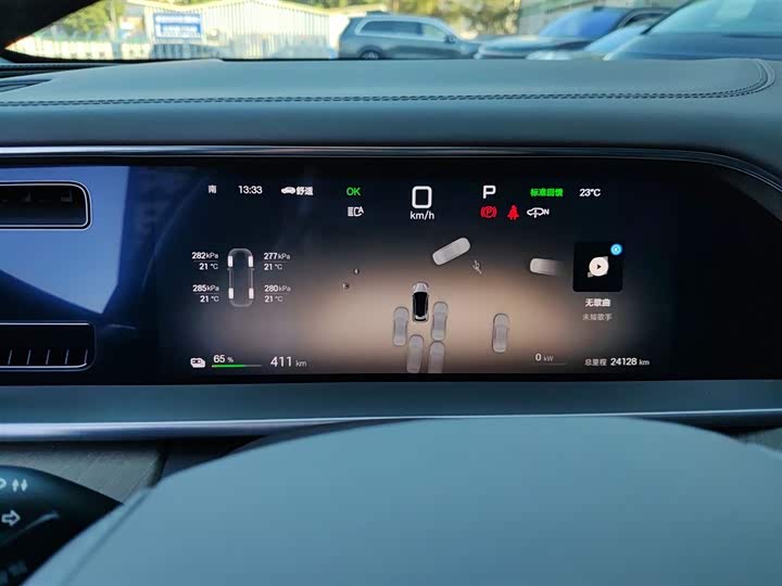 Фото 12 - Denza N7