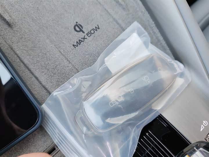 Фото 9 - Denza N7