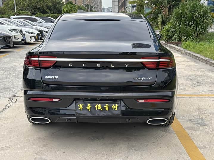 Фото 5 - Geely Preface