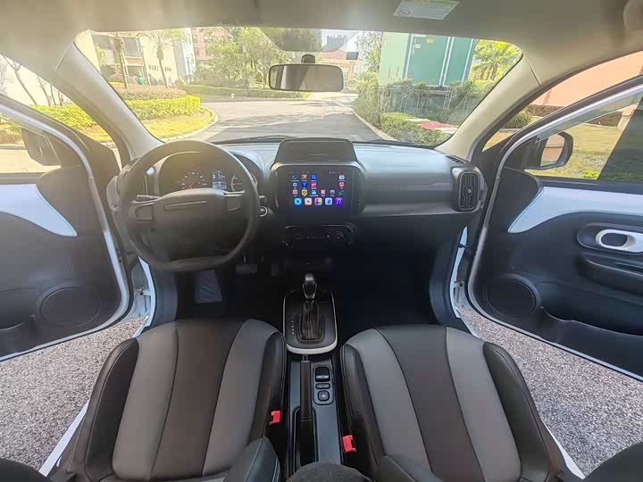 Фото 6 - Roewe Clever