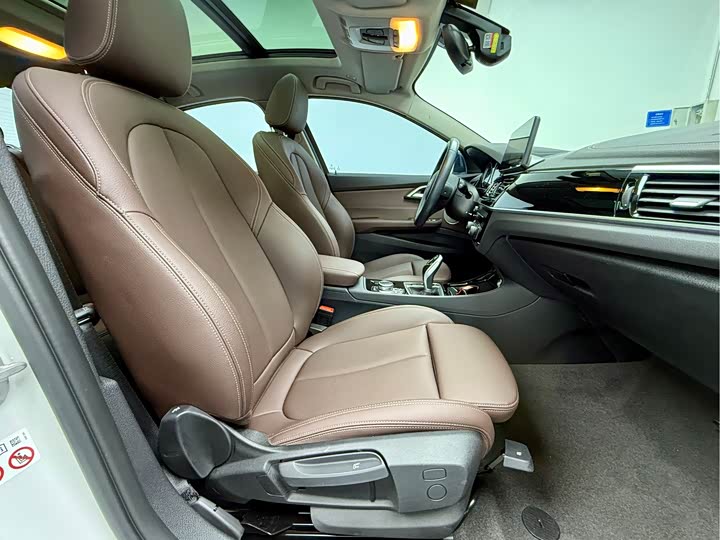 Фото 10 - BMW 1 Series