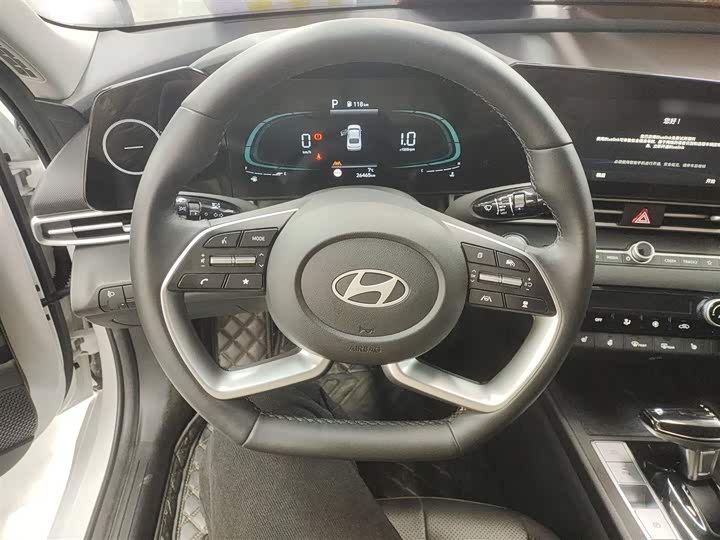 Фото 11 - Hyundai Elantra N line