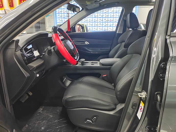 Фото 4 - Changan X7 Plus