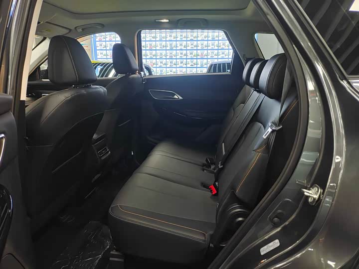 Фото 6 - Changan X7 Plus