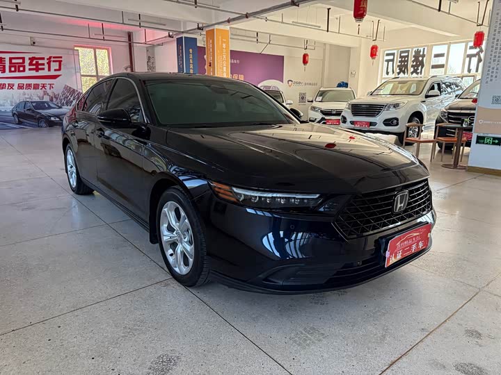 Фото 3 - Honda Accord