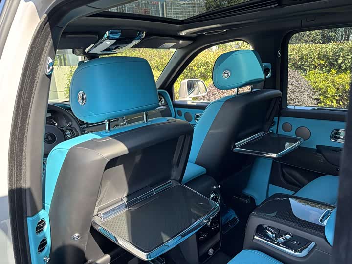 Фото 8 - Rolls-Royce Cullinan