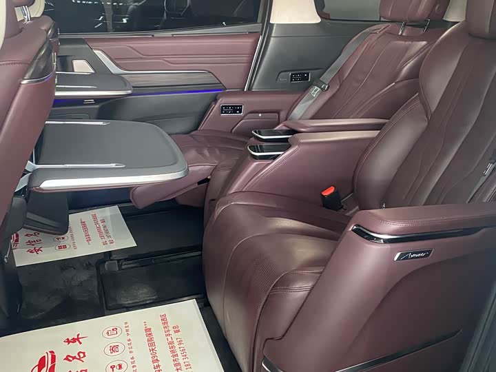 Фото 8 - Buick GL8 Century