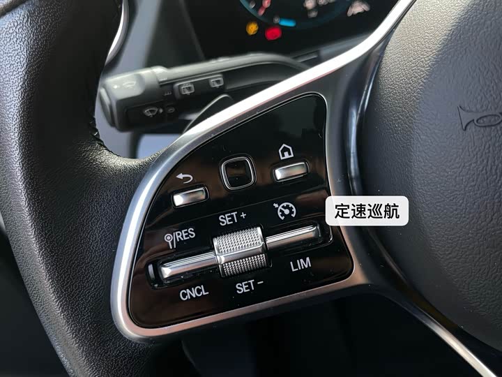 Фото 22 - Mercedes-Benz GLA-Class