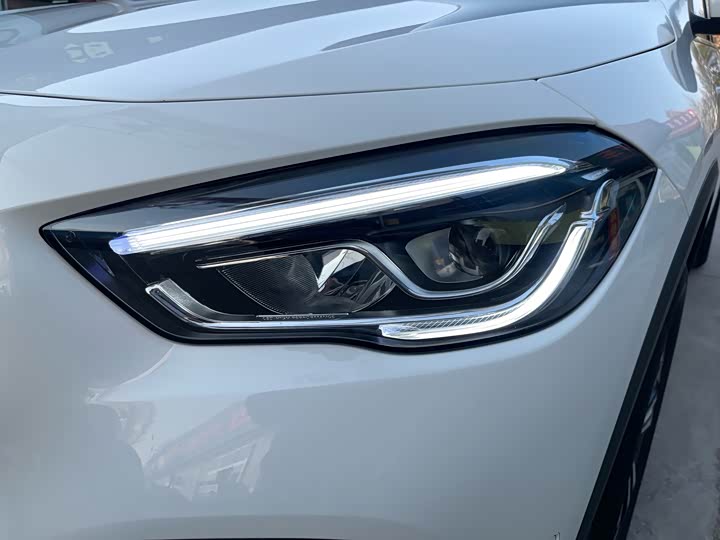 Фото 27 - Mercedes-Benz GLA-Class