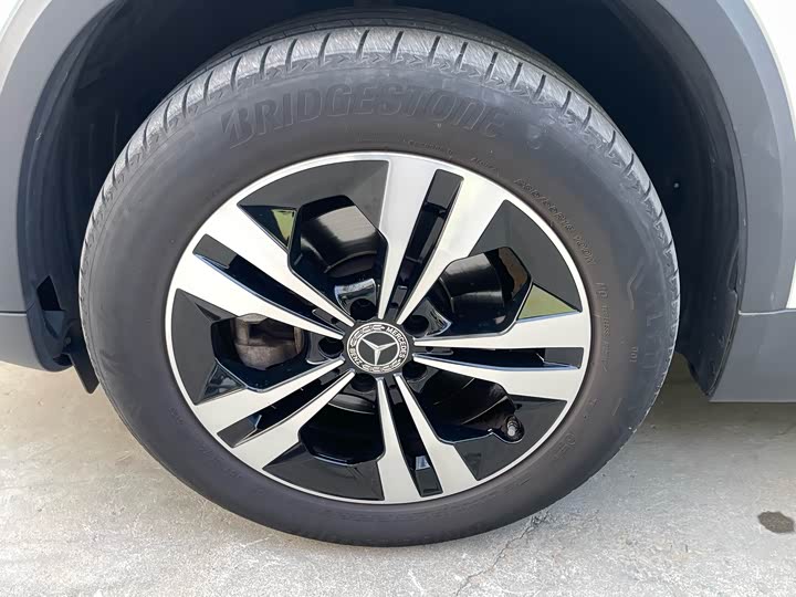 Фото 30 - Mercedes-Benz GLA-Class