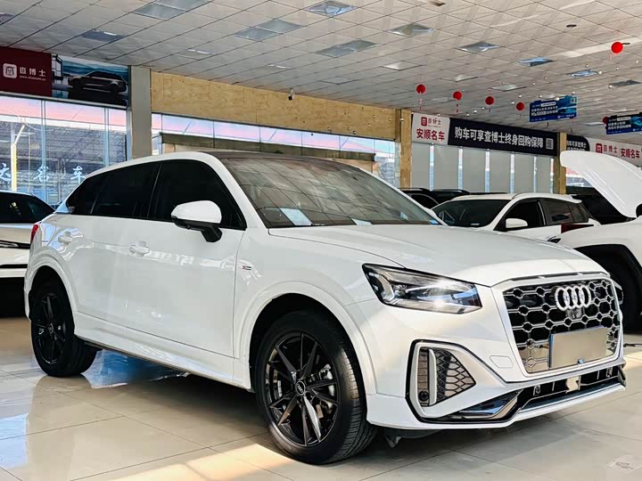 Фото 3 - Audi Q2L