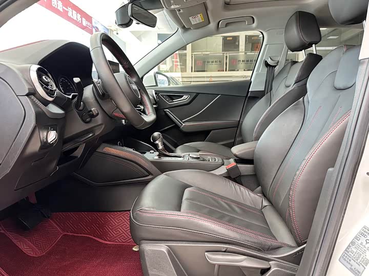 Фото 4 - Audi Q2L