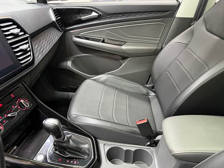 Фото 13 - Jetta VS7