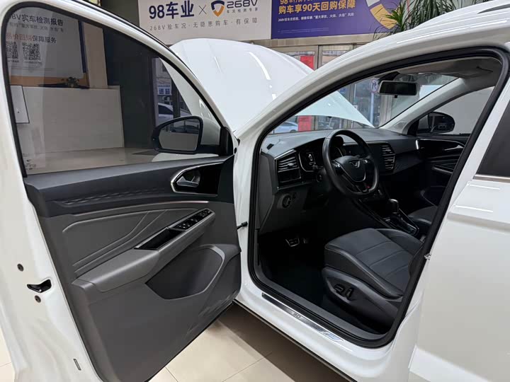 Фото 8 - Jetta VS7