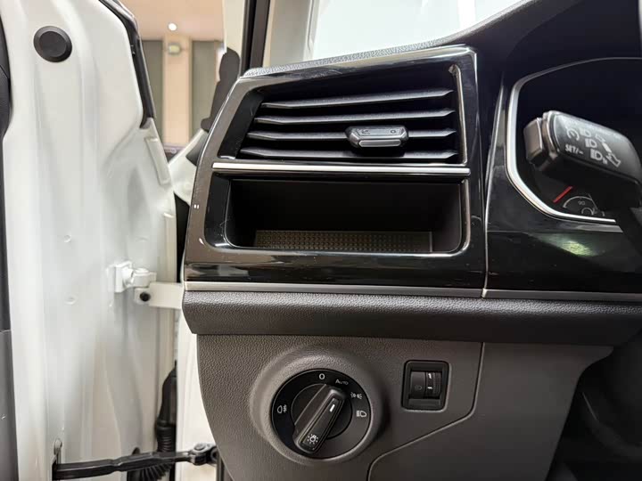 Фото 9 - Jetta VS7