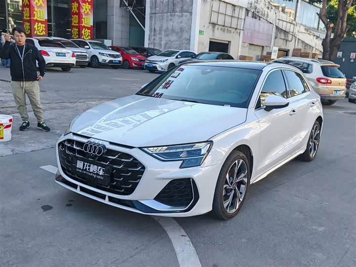 Фото 1 - Audi A3