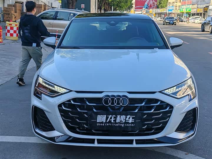 Фото 2 - Audi A3