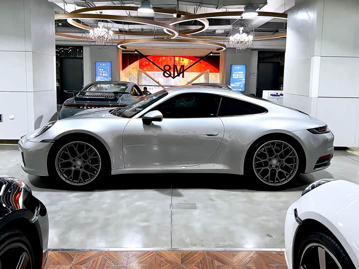 Фото 5 - Porsche 911