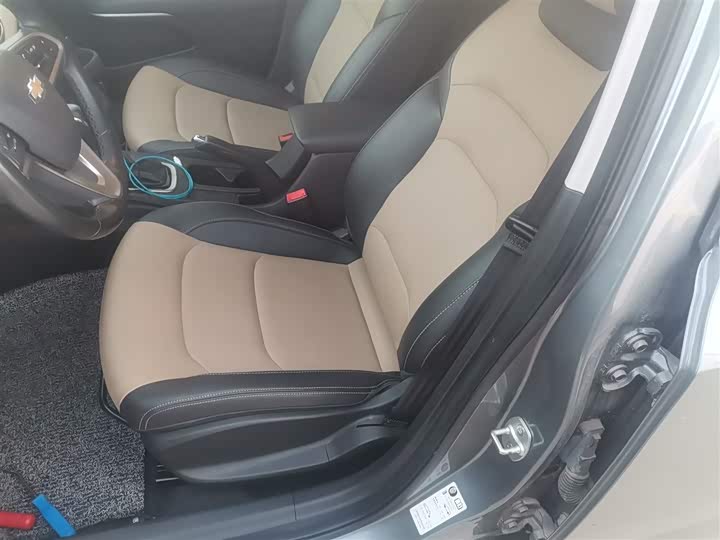 Фото 15 - Chevrolet Monza