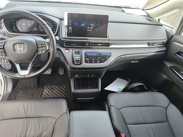 Фото 13 - Honda Elysion