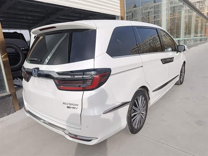 Фото 7 - Honda Elysion