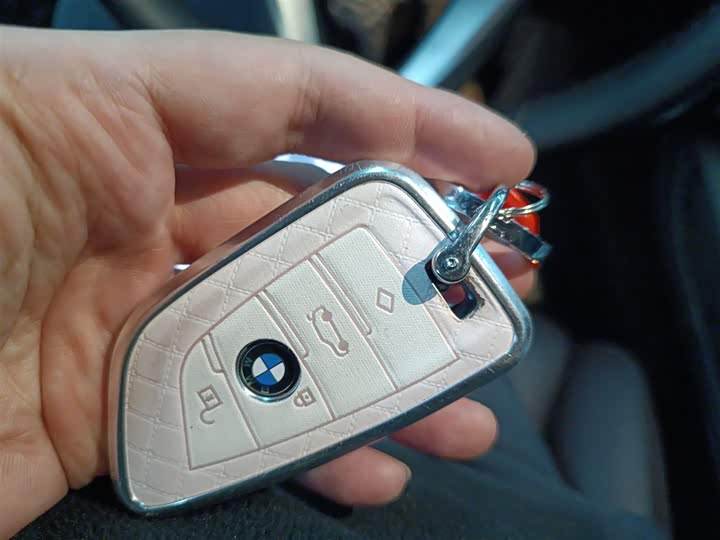 Фото 9 - BMW 7 Series