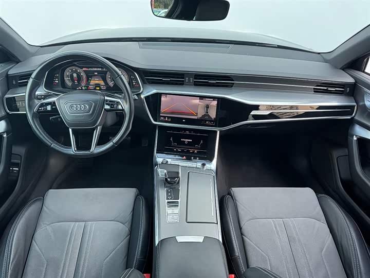 Фото 15 - Audi A6L Hybrid