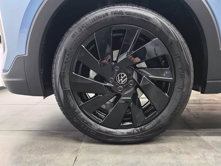 Фото 6 - Volkswagen Tharu