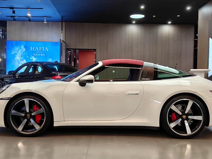 Фото 3 - Porsche 911