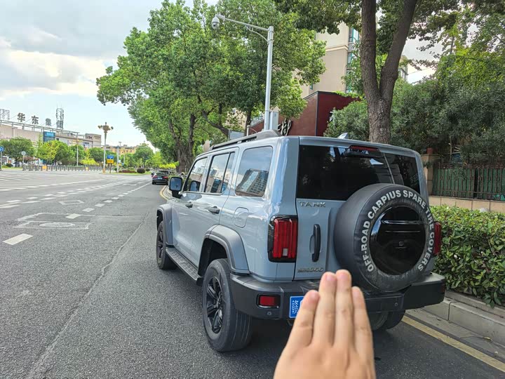 Фото 4 - Tank 300