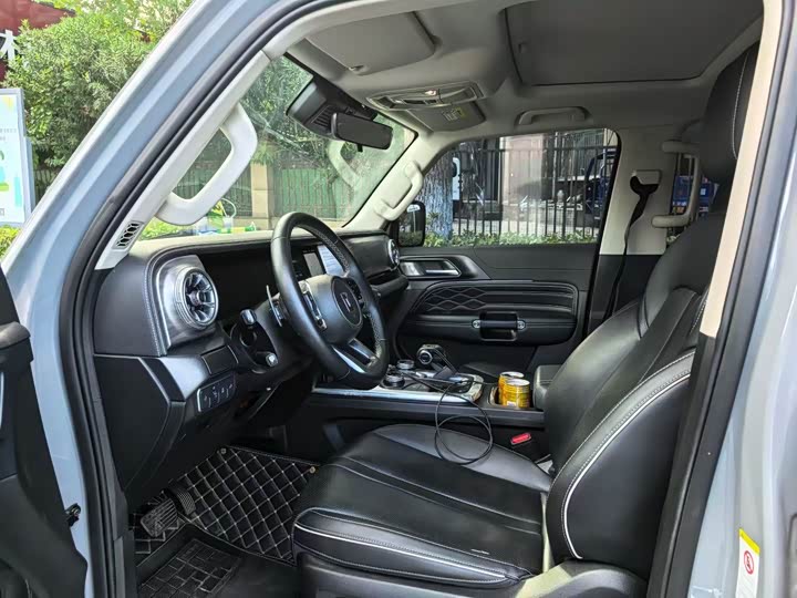 Фото 8 - Tank 300