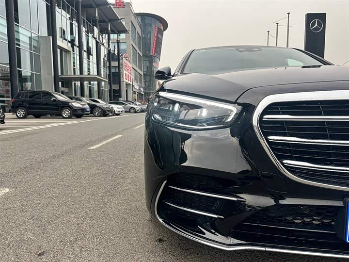 Фото 10 - Mercedes-Benz S-Class