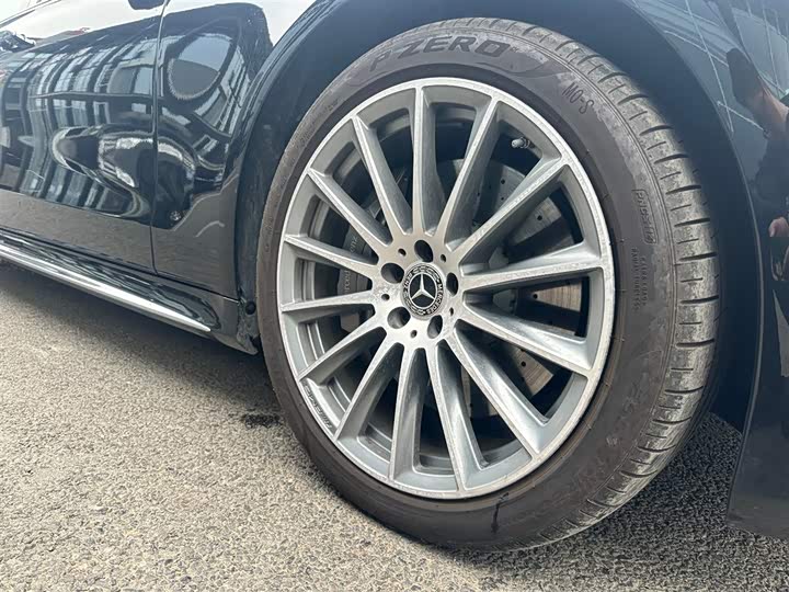 Фото 12 - Mercedes-Benz S-Class