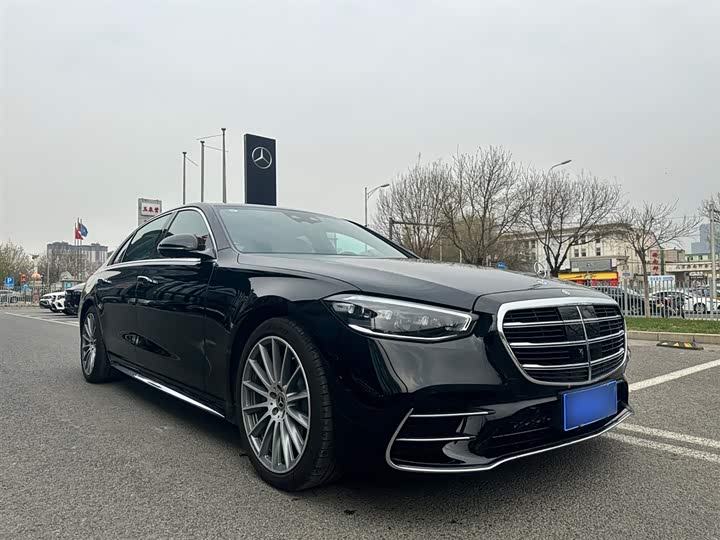 Фото 3 - Mercedes-Benz S-Class