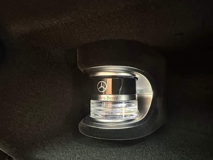 Фото 41 - Mercedes-Benz S-Class