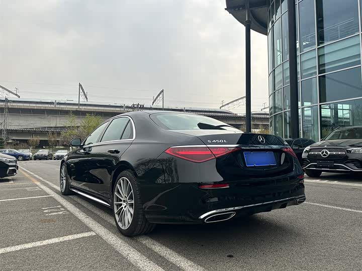 Фото 7 - Mercedes-Benz S-Class