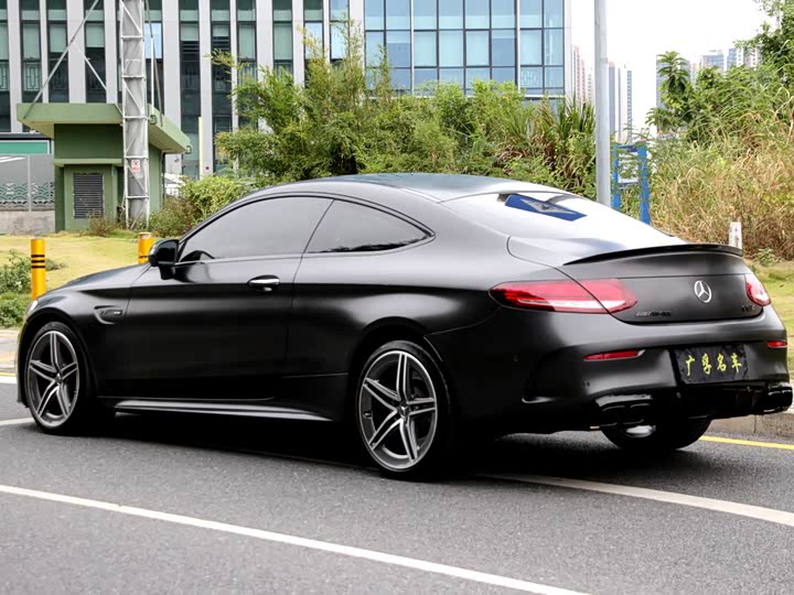 Фото 16 - Mercedes-Benz C-Class AMG